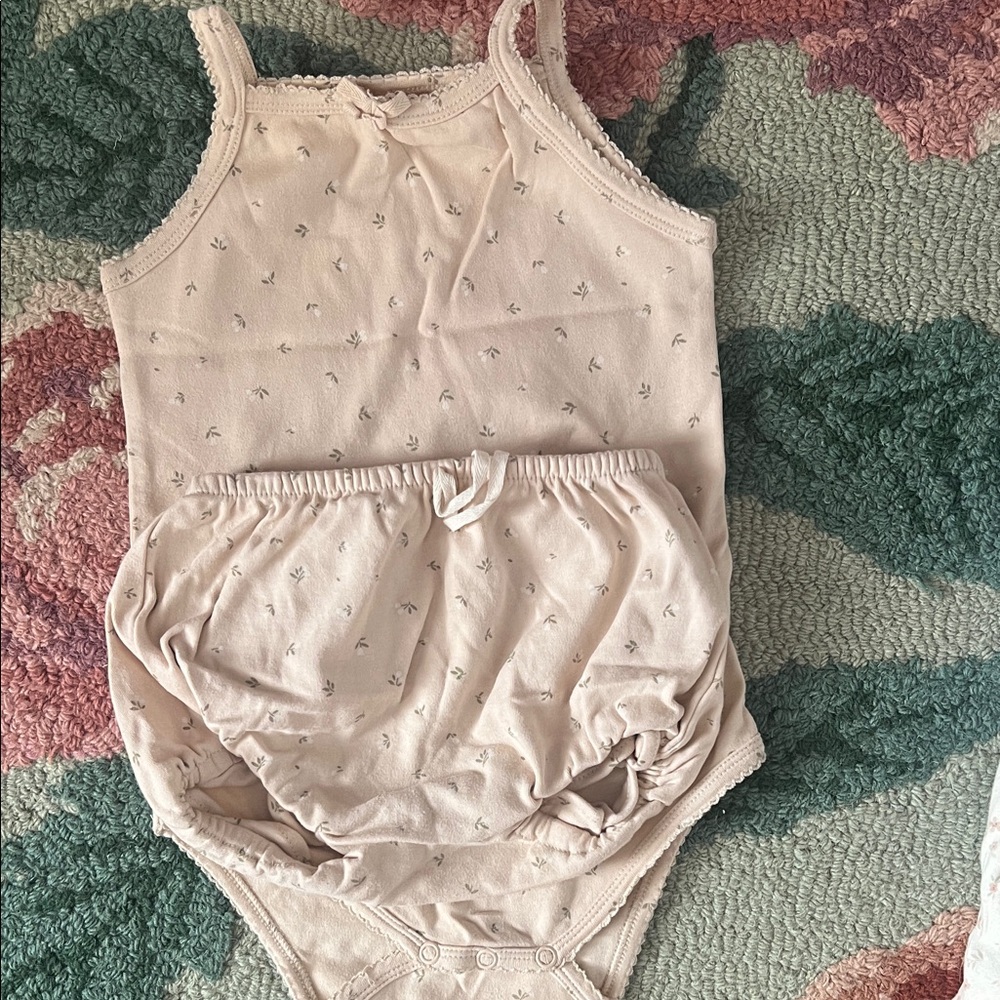 BUNDLE Jamie Kay Kids Matching Sets in Gray, Pink, and Cream - Picture 4 of 5